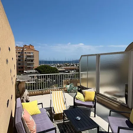 La Marine Hyeres, Sea-view Duplex