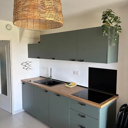 شقة La Marine Hyeres, Sea-view Duplex