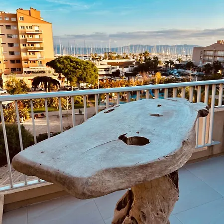 La Marine Hyeres, Sea-view Duplex Hyères